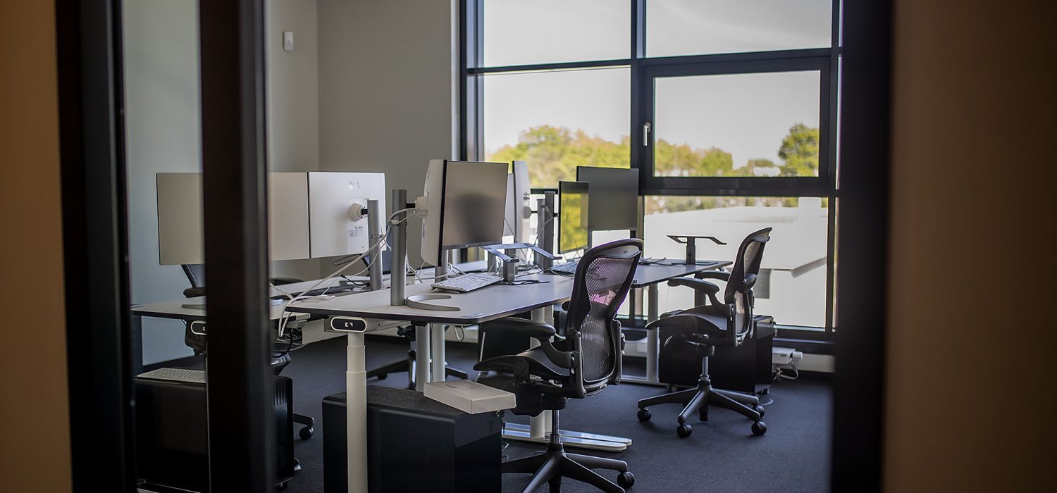 Büro mit vier Plätzen